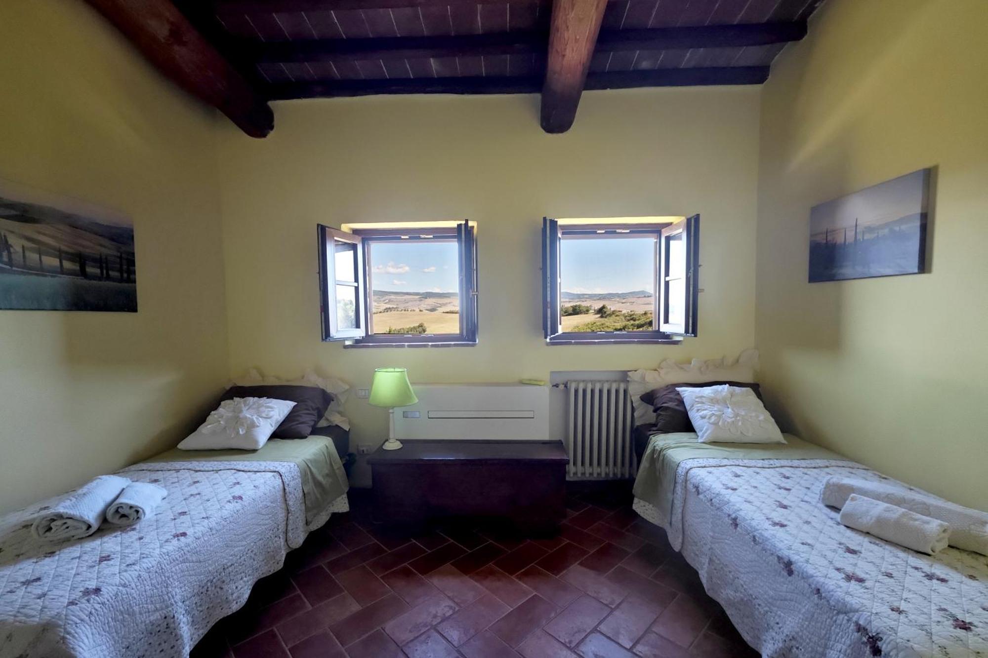 Relax Palazzo Monaci Apartment Asciano Exterior photo